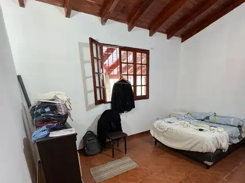 Casa 6 ambientes con 3 baños