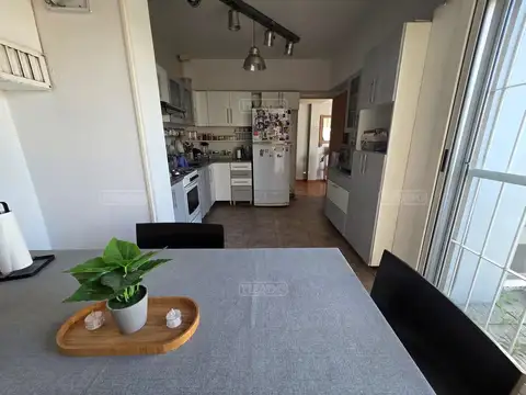 Departamento 4 ambientes con 3 baños