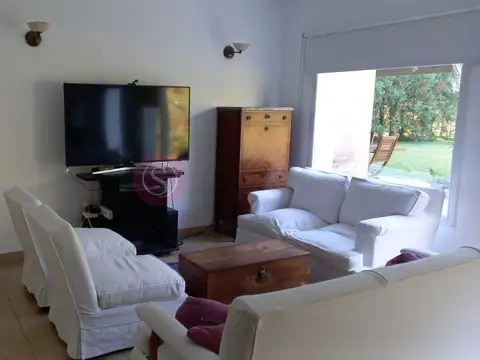 Casa en Alquiler en Los Pilares, USD 2.100
