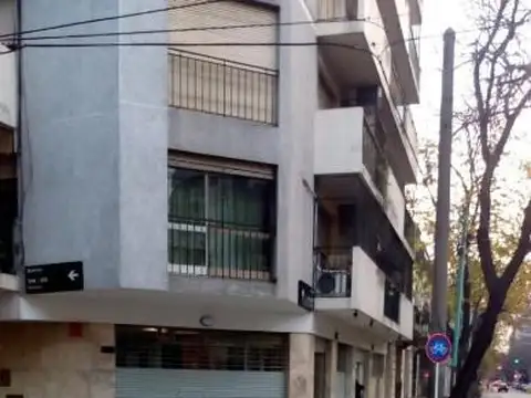 Local en Venta 40 años