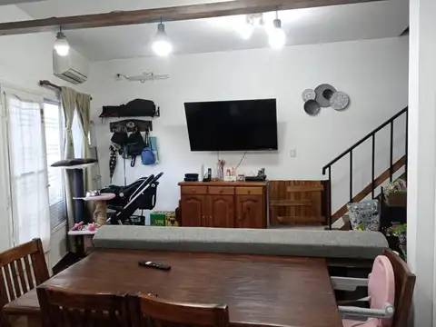 Depto Tipo Casa en Venta de 2 dormitorios
