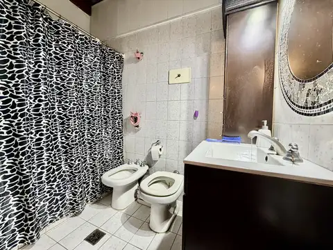 Depto Tipo Casa en Venta en Castelar Norte, USD 114.000