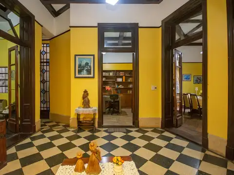 Casa 6 ambientes con 1 baño