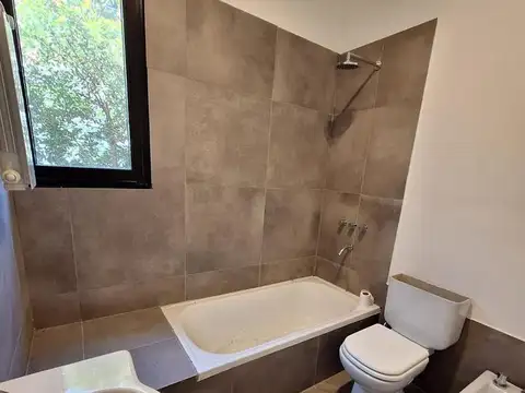GLM. Oportunidad! Casa en Venta en Santa Elena, Pilar del