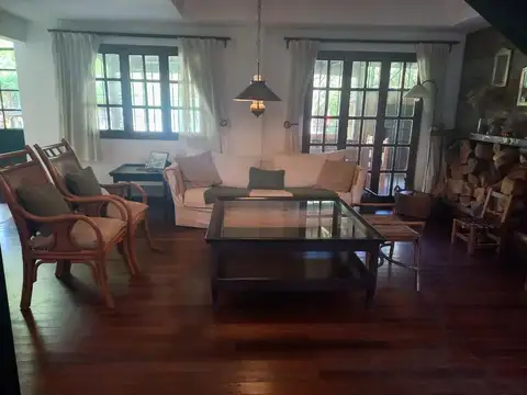 Casa en Alquiler Temporal en Bella Vista, USD 2.500