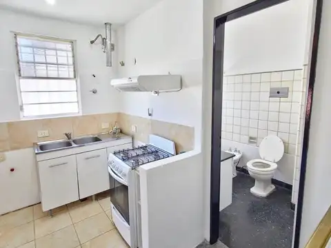 Depto Tipo Casa en Alquiler 40 años