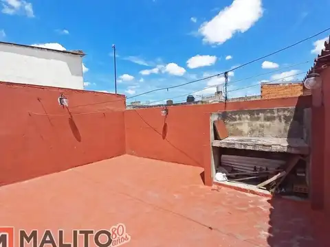 Venta PH 1 Piso por Escalera 3 Ambientes con Terraza en Ciud