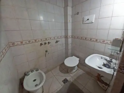 Depto Tipo Casa en Venta 40 años