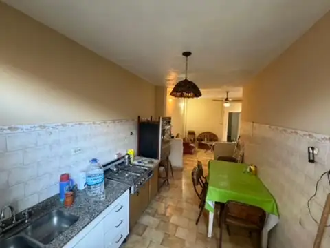 Depto Tipo Casa en Venta de 4 dormitorios