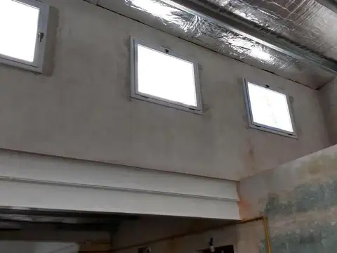 Local en Venta 40 años