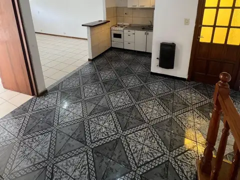Depto Tipo Casa en Alquiler de 2 ambientes