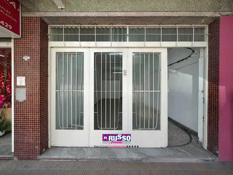Local en Alquiler en San Justo, $ 400.000