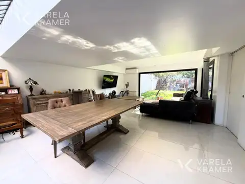 Casa en Venta en La Lucila, USD 730.000