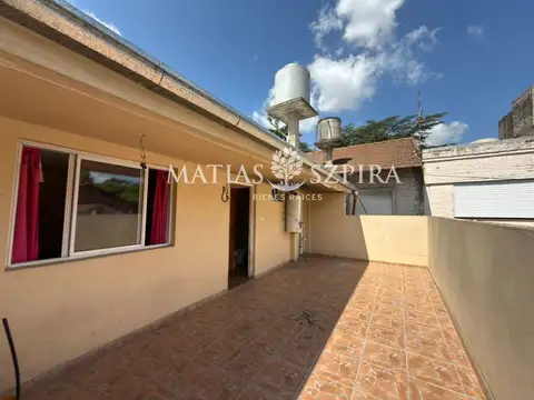 Depto Tipo Casa 5 ambientes con 3 baños