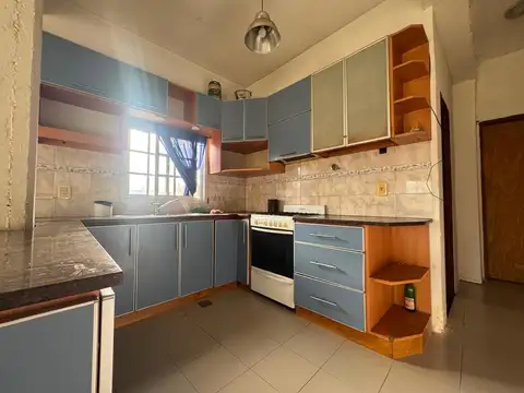 Depto Tipo Casa en Venta de 4 ambientes