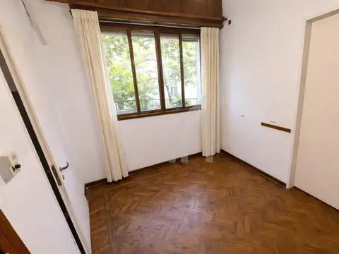 Consultorio-Oficina en PB.Recepción + 2 Despachos. Florida Vicente Lopez