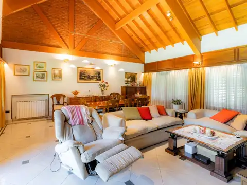 Casa en Venta de 4 dormitorios