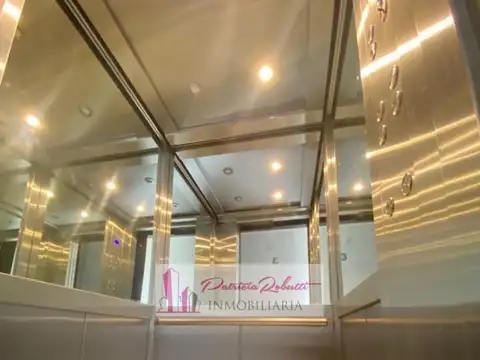 Donovan 1200, Piso PB