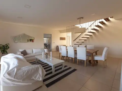 Casa en Alquiler en San Rafael, USD 2.500