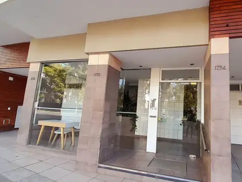 Vicente López - Apto profesional - Impecable Dpto. 2 amb con Patio!