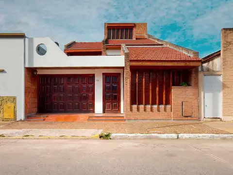 Casa en Venta en Ensenada, Partido de Ensenada