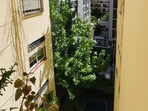 Luminoso 3 Amb Lateral de 54 m²