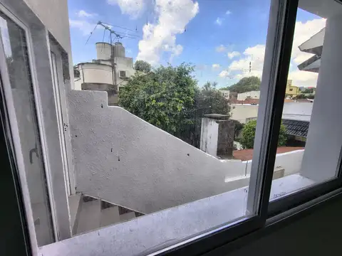 Depto Tipo Casa en Venta al Este