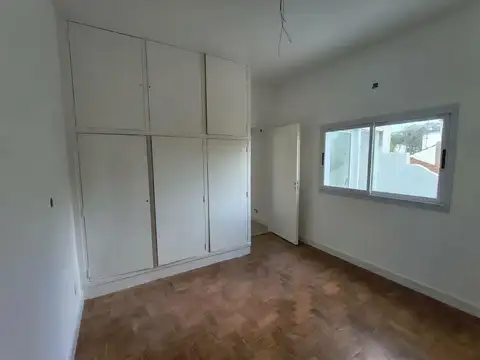 Depto Tipo Casa 2 ambientes con 1 baño
