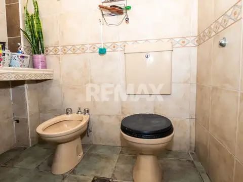 CASA VENTA MACROCENTRO 6 DORMITORIOS