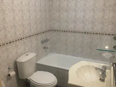 Casa 3 ambientes con 2 baños