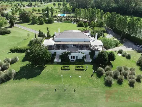 Terreno en Venta de 2021,0 m2