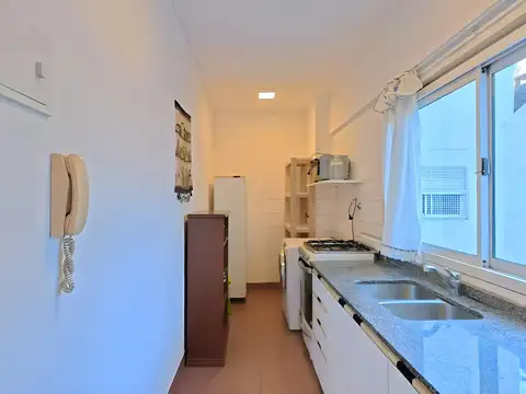 Nahuel Huapi 4700, Piso 3