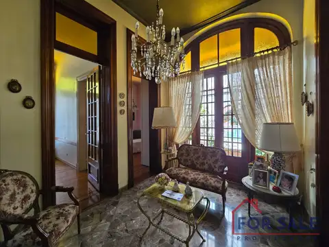 Casa en Venta con 1 cochera