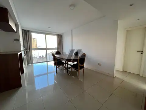 Departamento en Venta en Plaza Mitre, USD 127.000