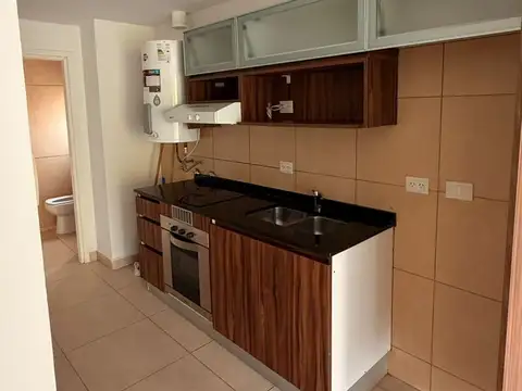 PELEGRINI 4000, Piso 6