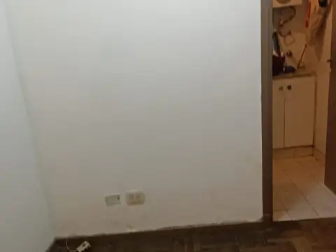 Virrey Del Pino 2300, Piso PB