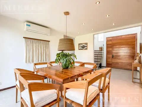 Casa en Venta al Este