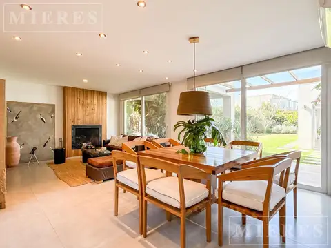 Casa en Venta al Este