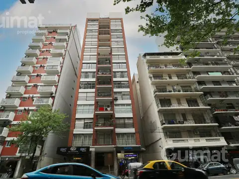 Avenida Pueyrredón 900