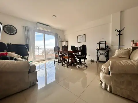 Alquiler De Oficina De 38m2 En Villa Devoto Con Cochera Cubierta Opcional - Plaza Shopping - Uso Comercial Exclusivo