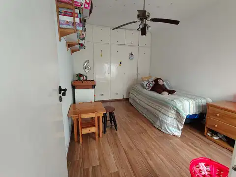 Depto Tipo Casa en Venta 52 años