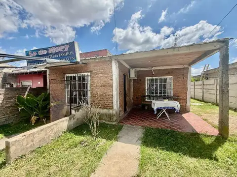CASA 4 AMBIENTES EN VENTA A RECICLAR EN GUERNICA