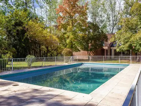 VENTA DE CASA QUINTA – VISTALBA - LUJÁN DE CUYO 
