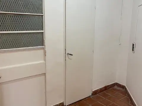 Casa 2 ambientes con 1 baño