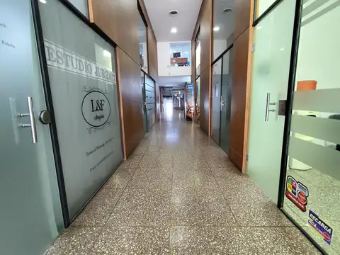 Oficina en Alquiler en Belen De Escobar, $ 480.000