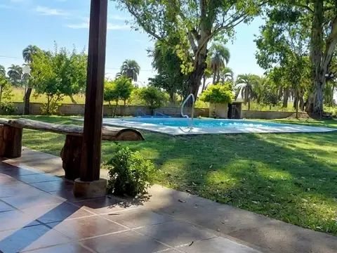 Casa en Venta con 1 cochera