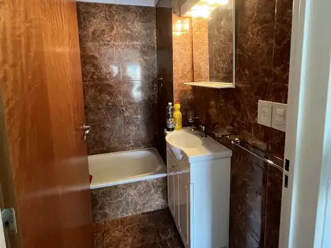EXCEL MONO-AMB. DE 33 MTS CON BALCON BAÑO COMPLETO CON BAÑERA VISTA ABIERTA