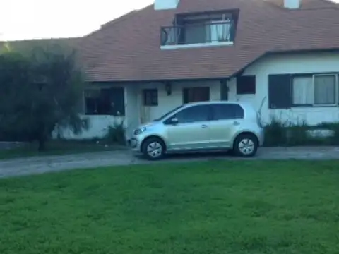 Casa venta 7 ambientes en Mayling CC Pilar lote de 1400 m2