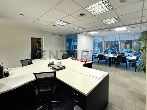 Oficina AAA en Vte López con excelente acceso en VENTA IDEAL INVERSOR