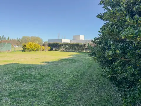 San Sebastián - Av. Fuerza Aérea  1515 bis - L 386